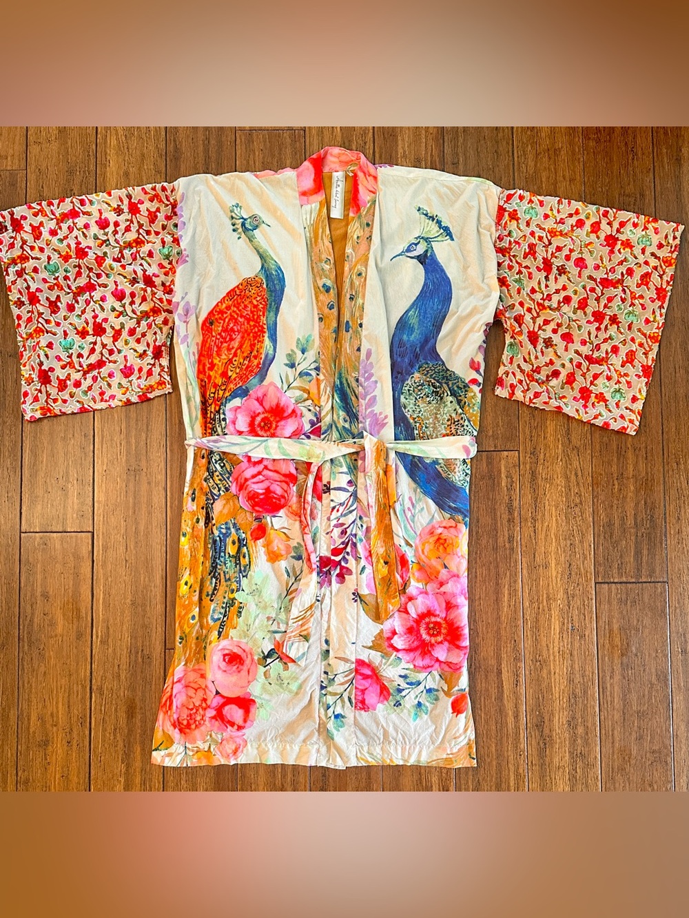 Aratta Bird Long Printed Robe